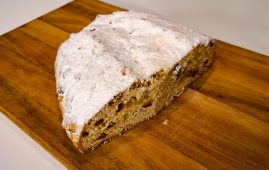 Quarkstollen